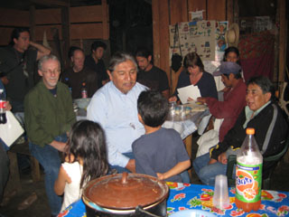 A meal in the family compound of (the late) Chan K'in Viejo